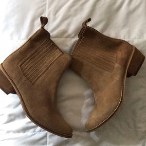 Brown/sand cute Boots